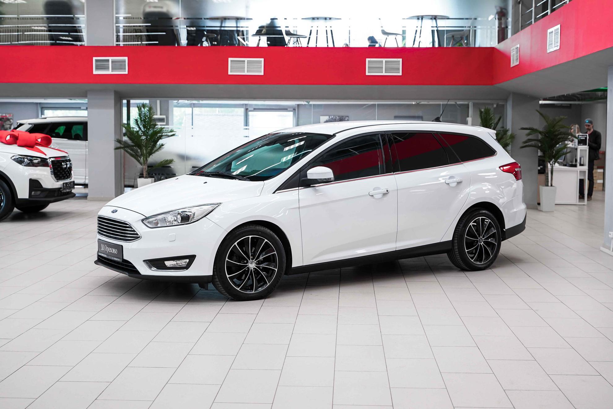 Ford Focus 2017, белый, ДЦ Орехово
