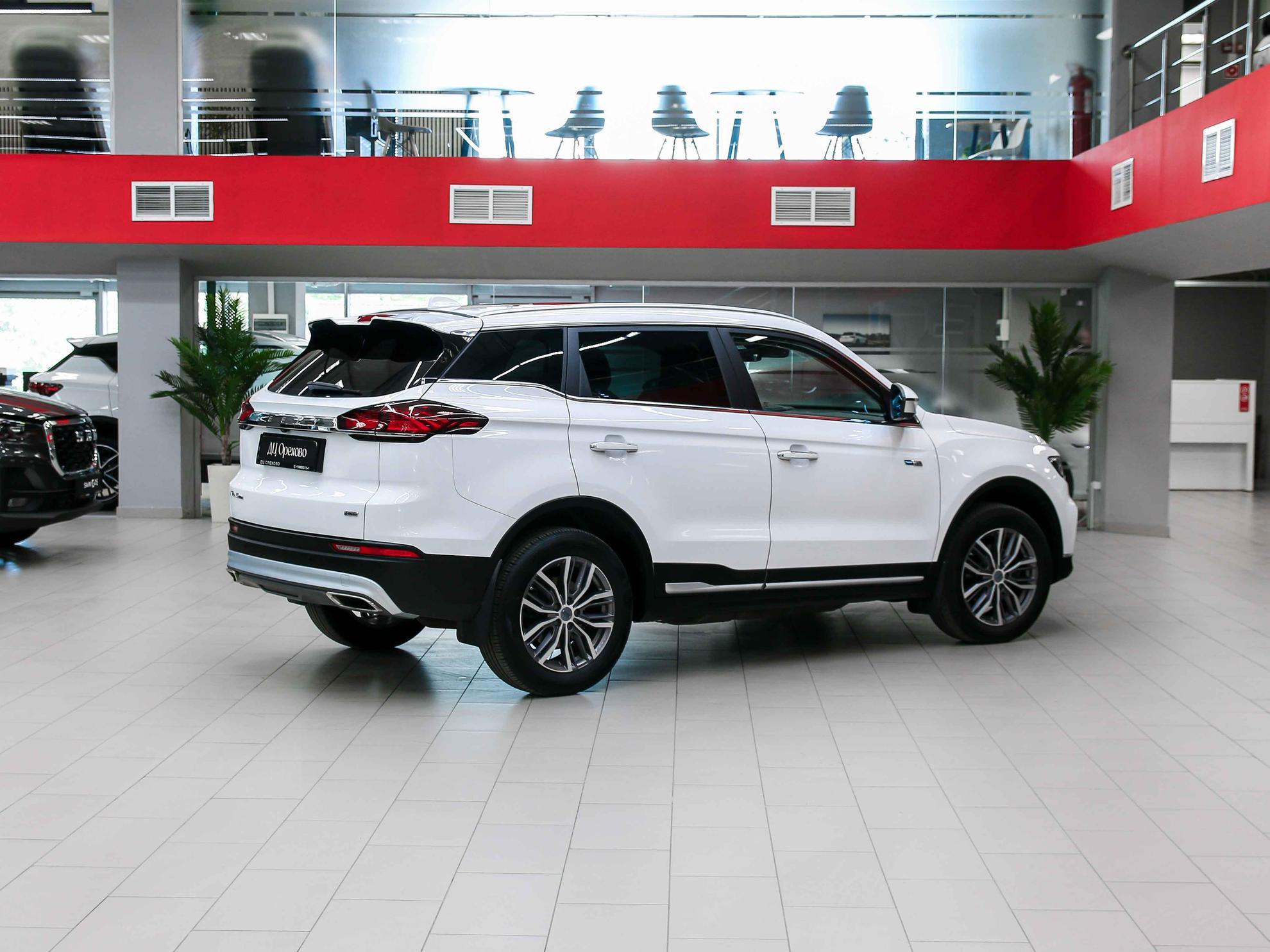 Geely Atlas Pro 2022, белый, ДЦ Орехово