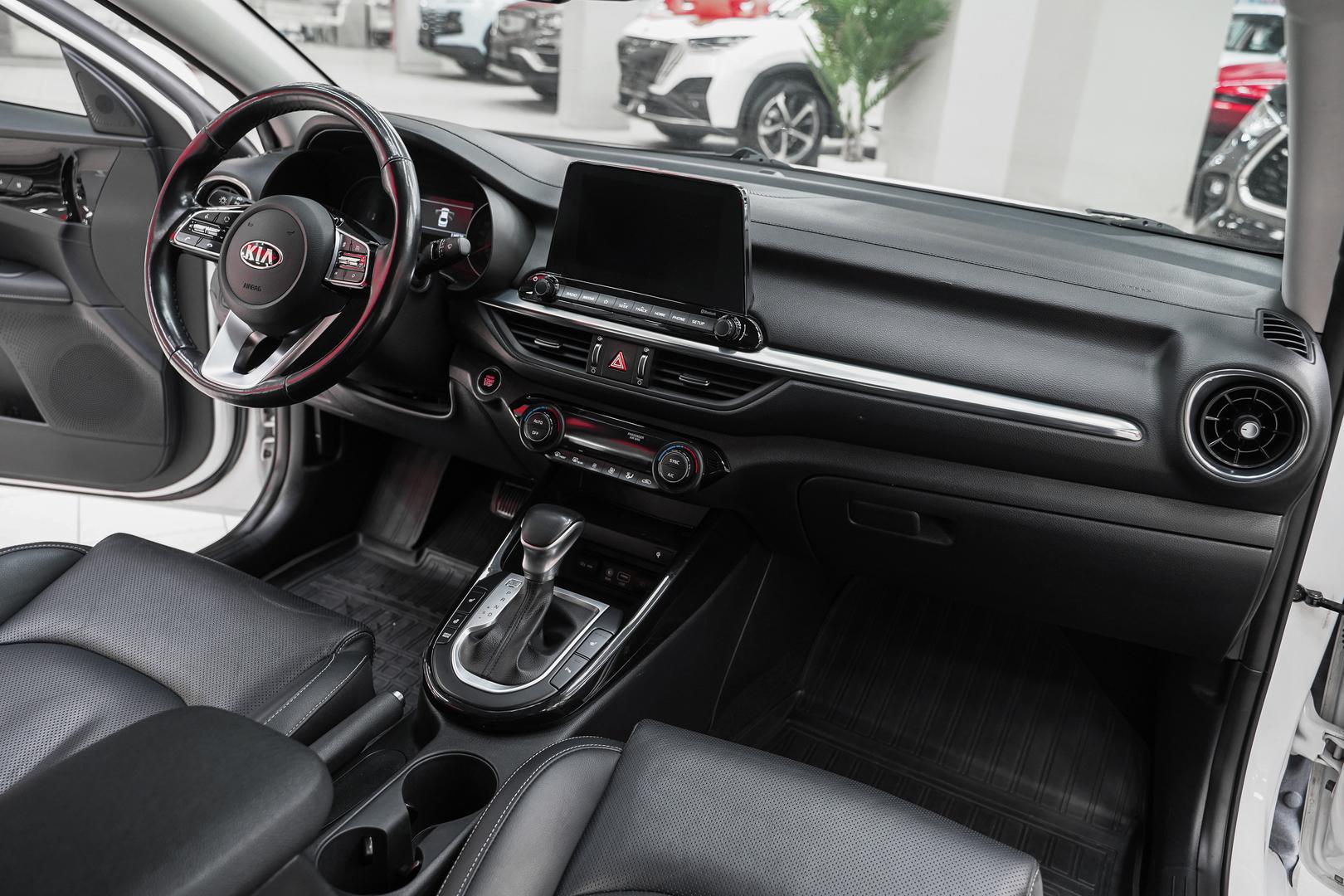 Kia Cerato 2018, белый, ДЦ Орехово