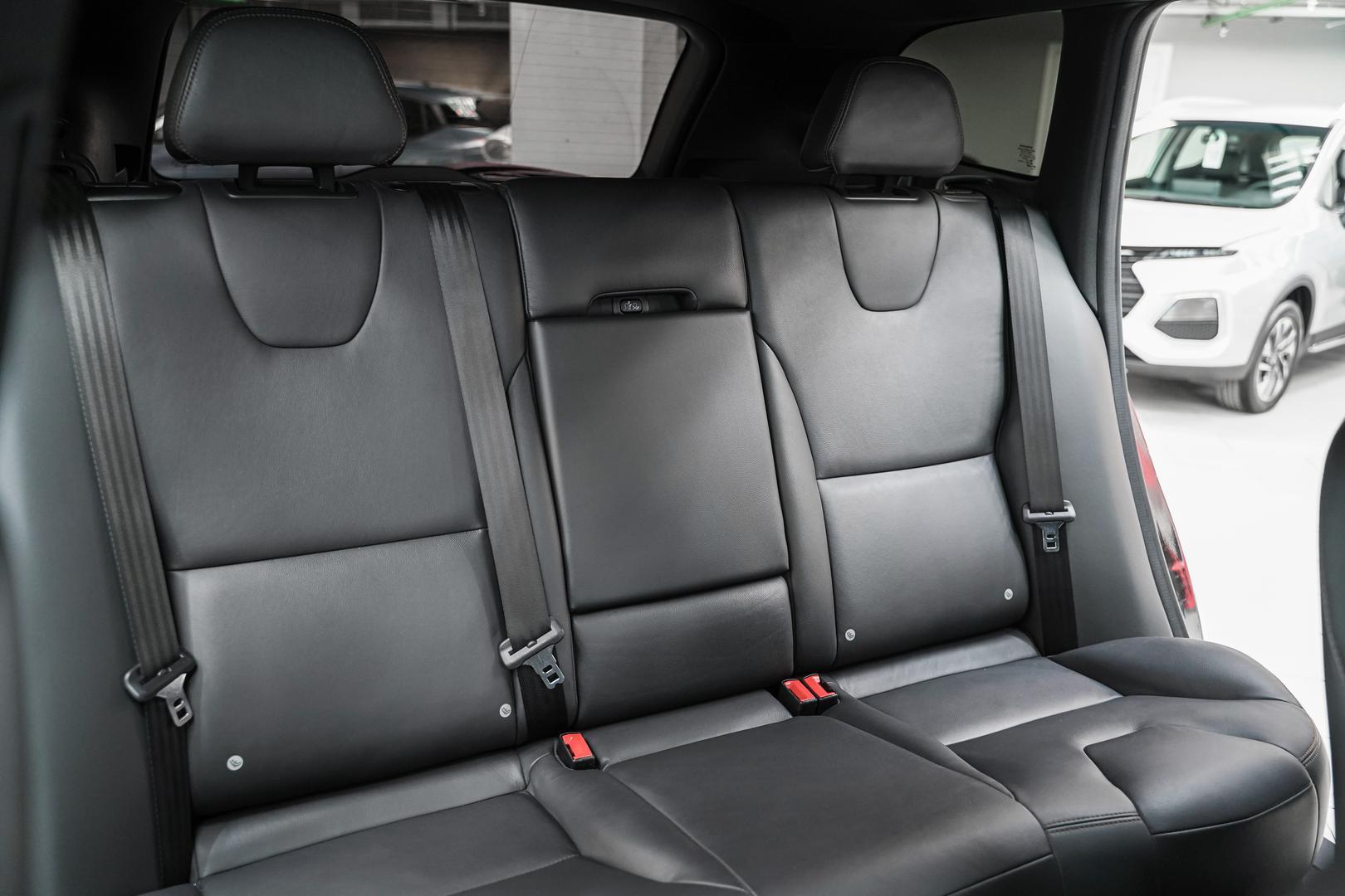 Volvo XC60 2016, черный, ДЦ Орехово