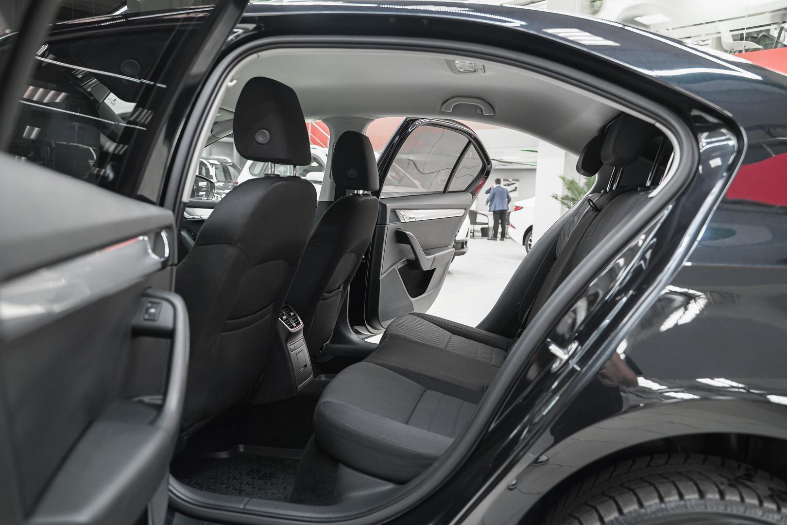 Skoda Octavia 2013, черный, ДЦ Орехово