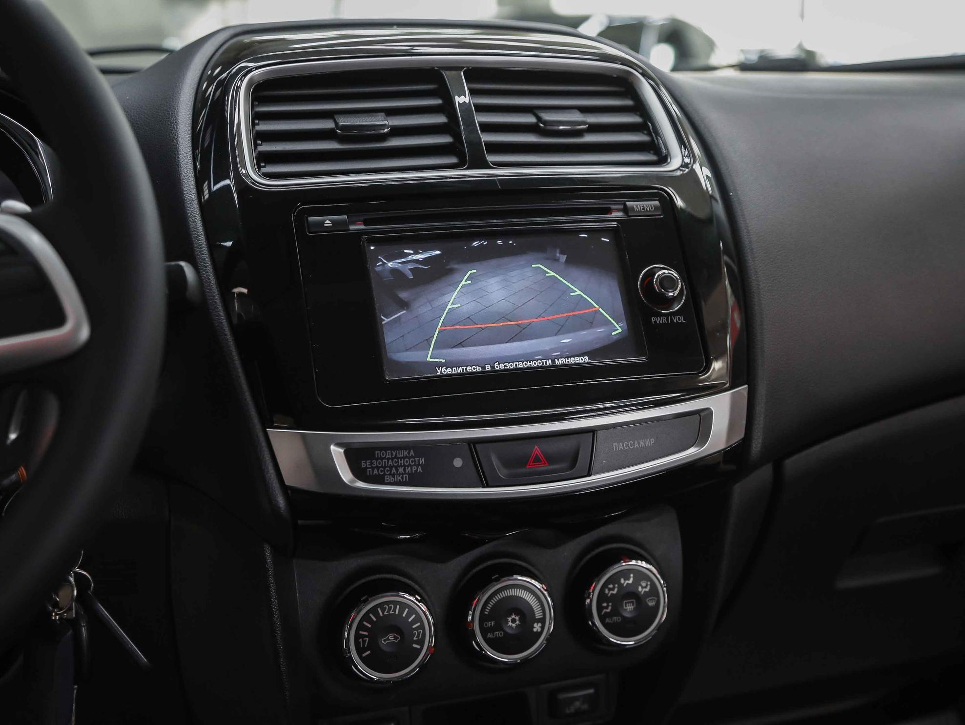 Mitsubishi ASX 2014, белый, ДЦ Орехово