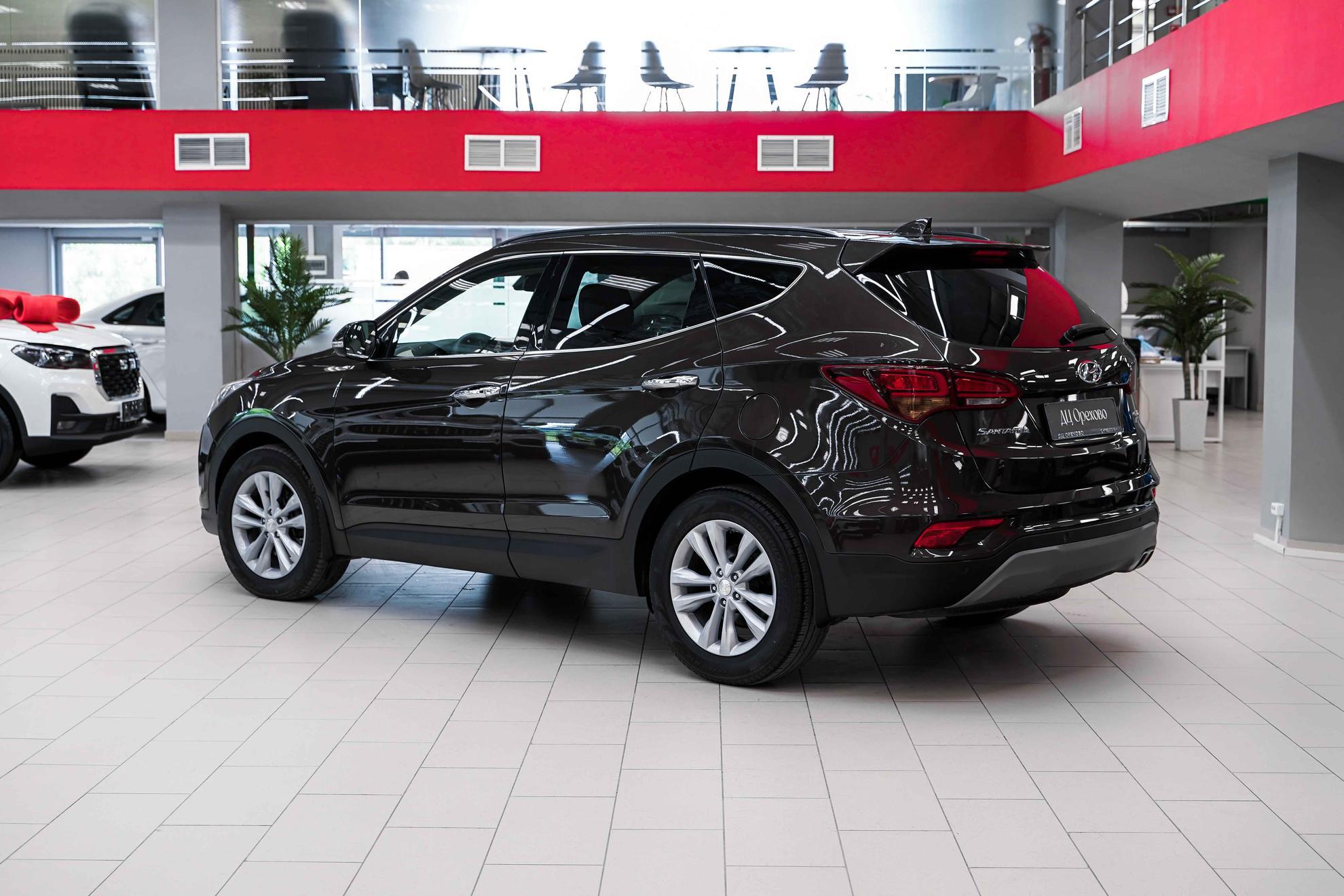 Hyundai Santa Fe 2018, коричневый, ДЦ Орехово