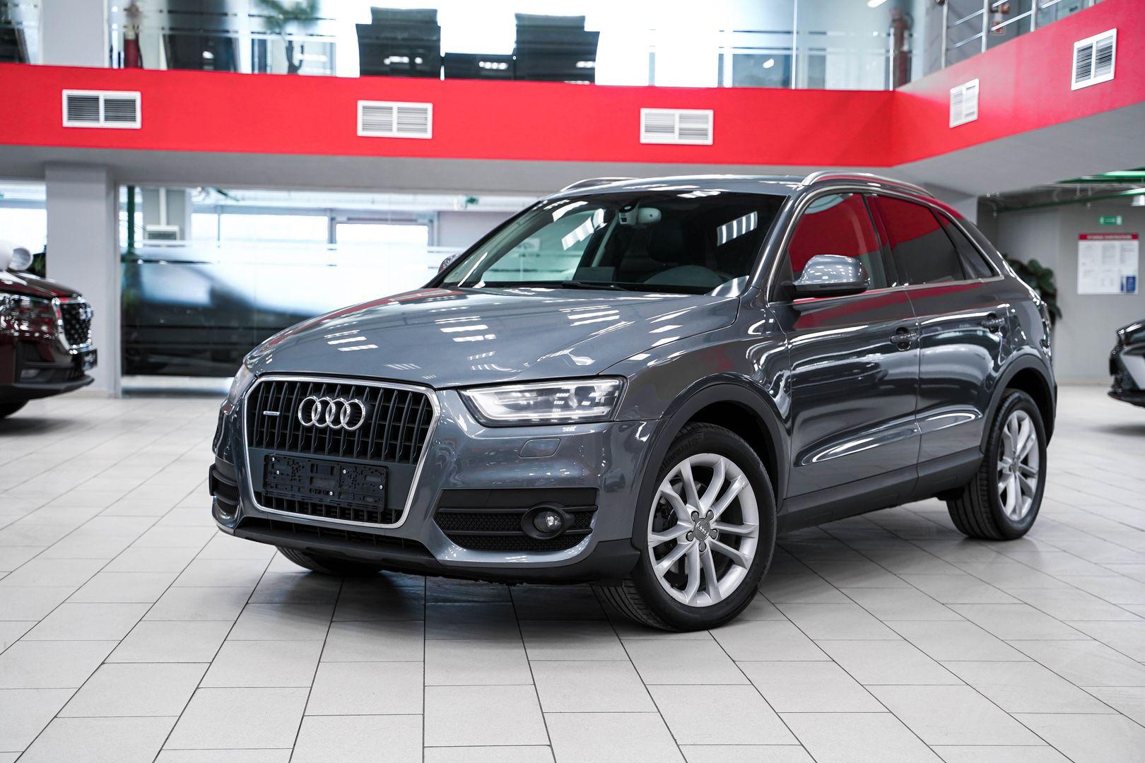Audi Q3 2011, серый, ДЦ Орехово