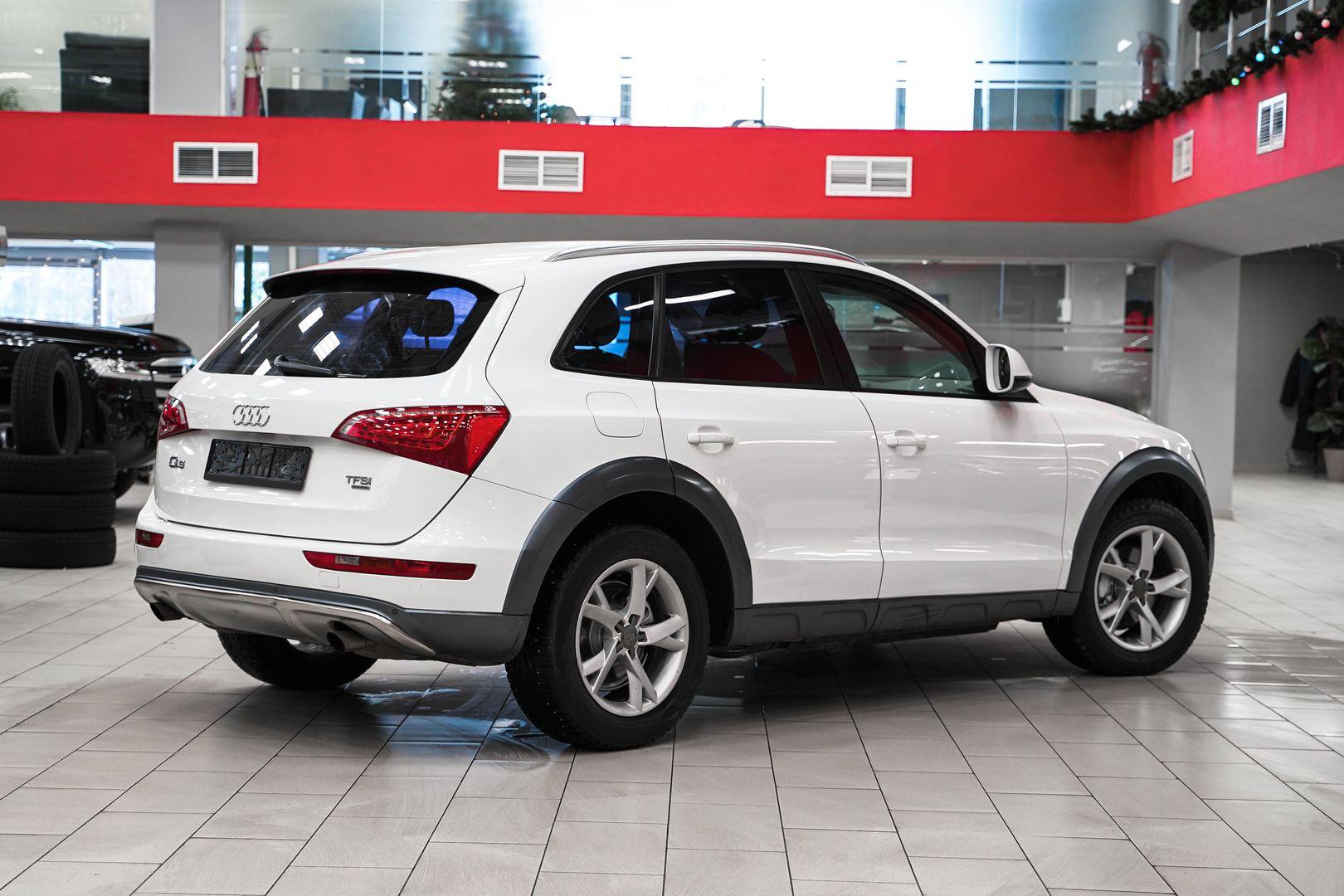 Audi Q5 2011, белый, ДЦ Орехово