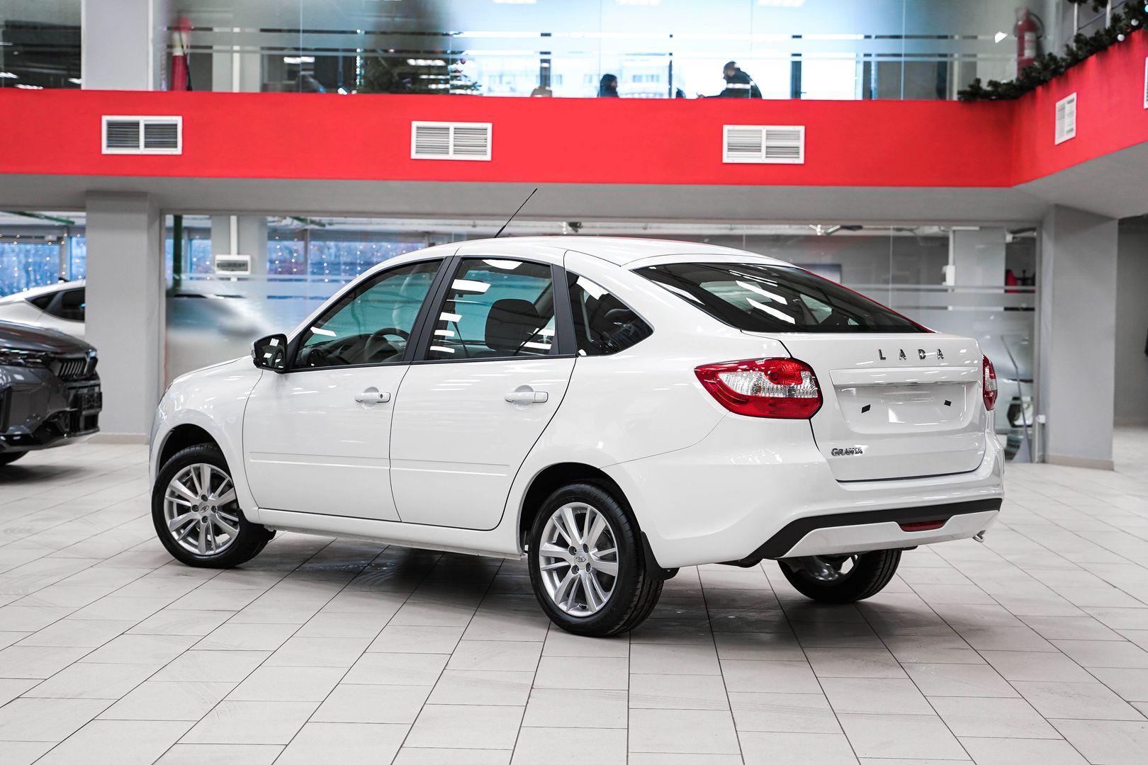 LADA (ВАЗ) Granta 2024, белый, ДЦ Орехово