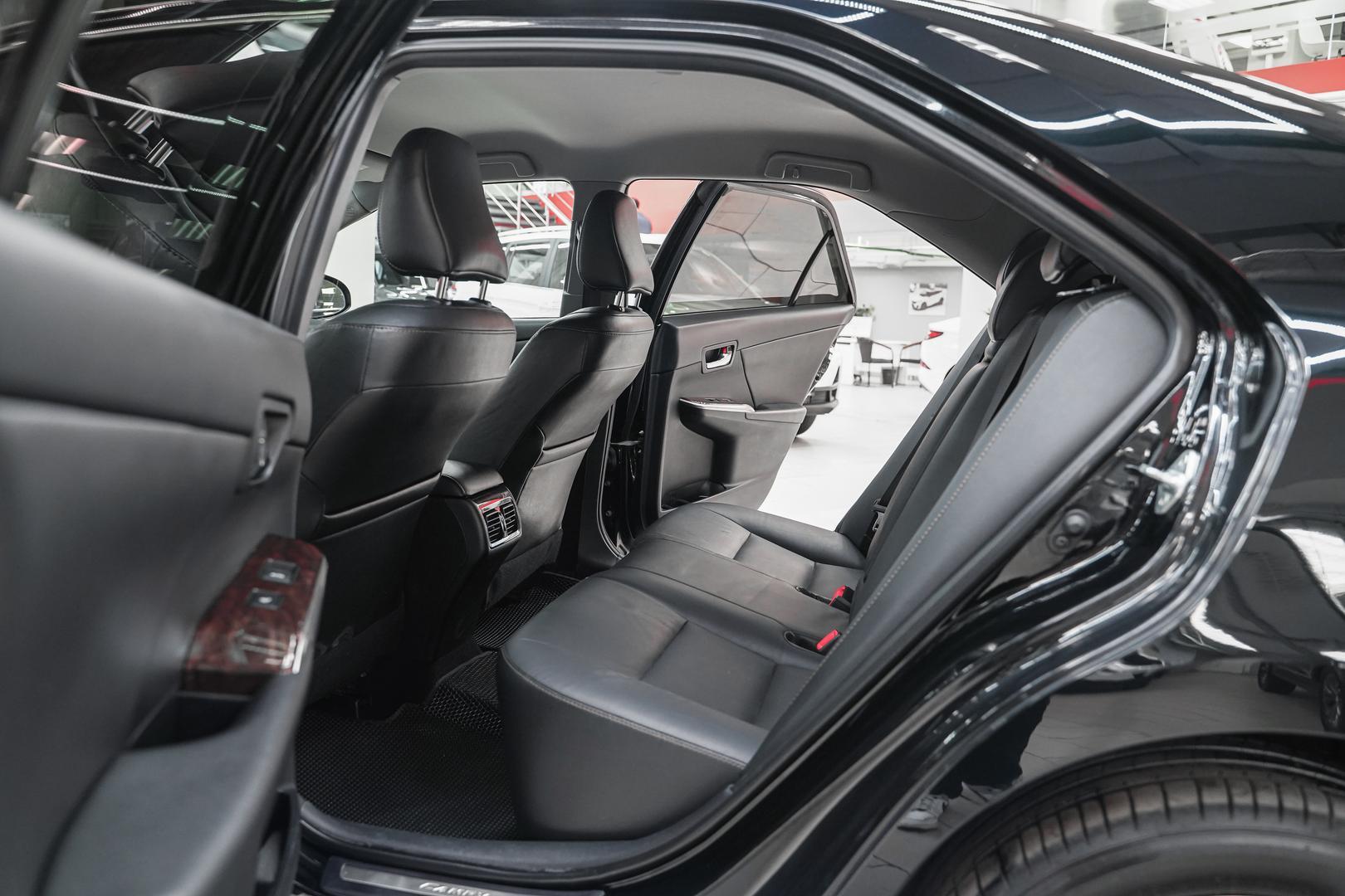 Toyota Camry 2016, черный, ДЦ Орехово