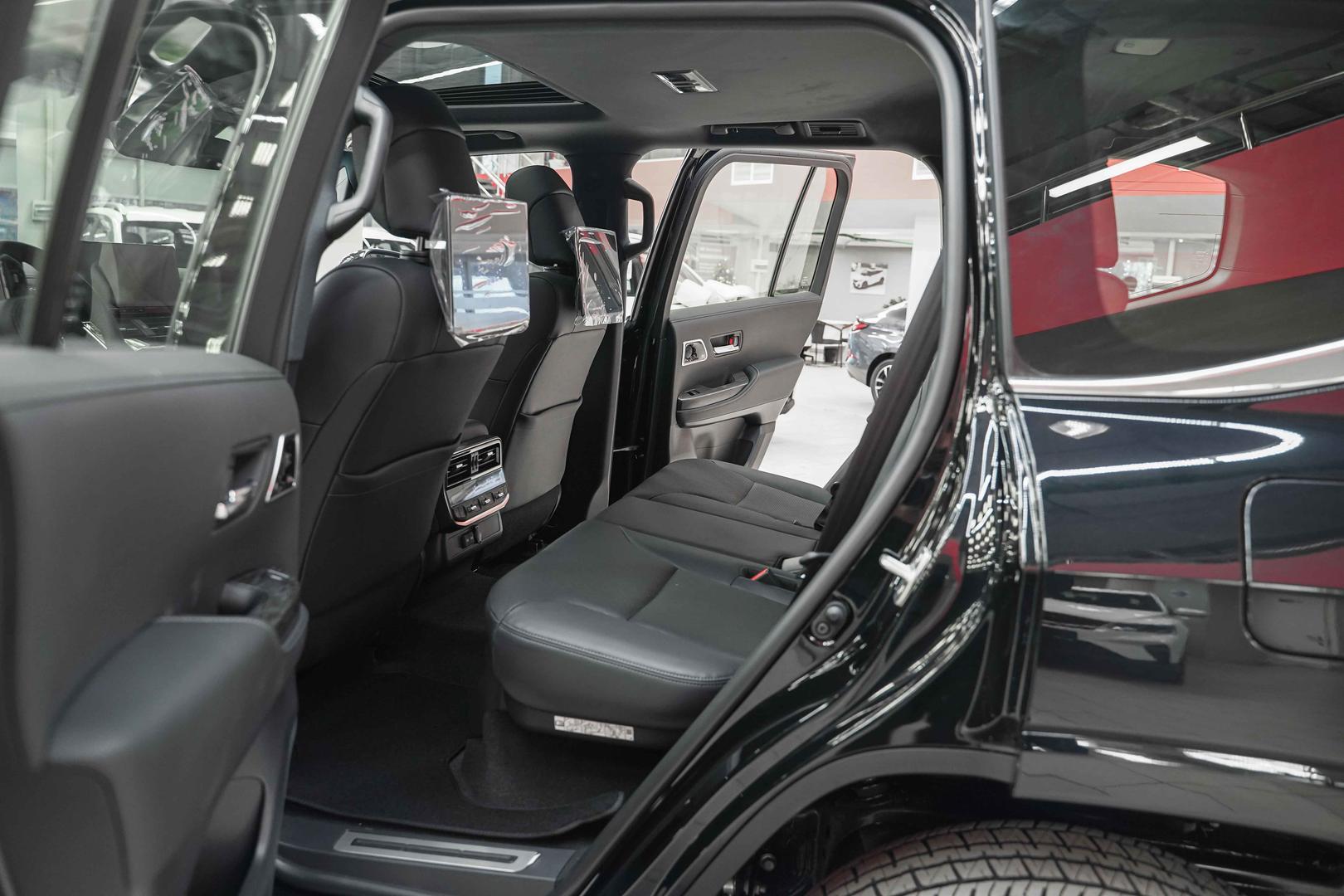 Toyota Land Cruiser 2025, черный, ДЦ Орехово