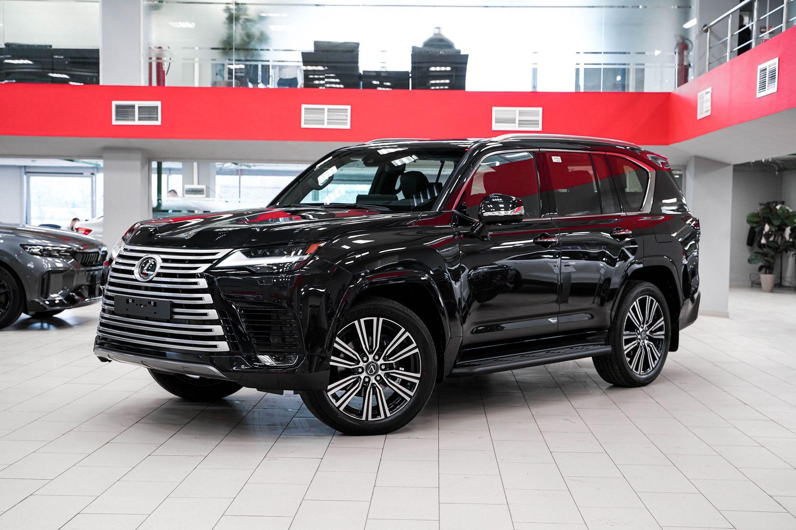 Lexus LX 2024, черный, ДЦ Орехово