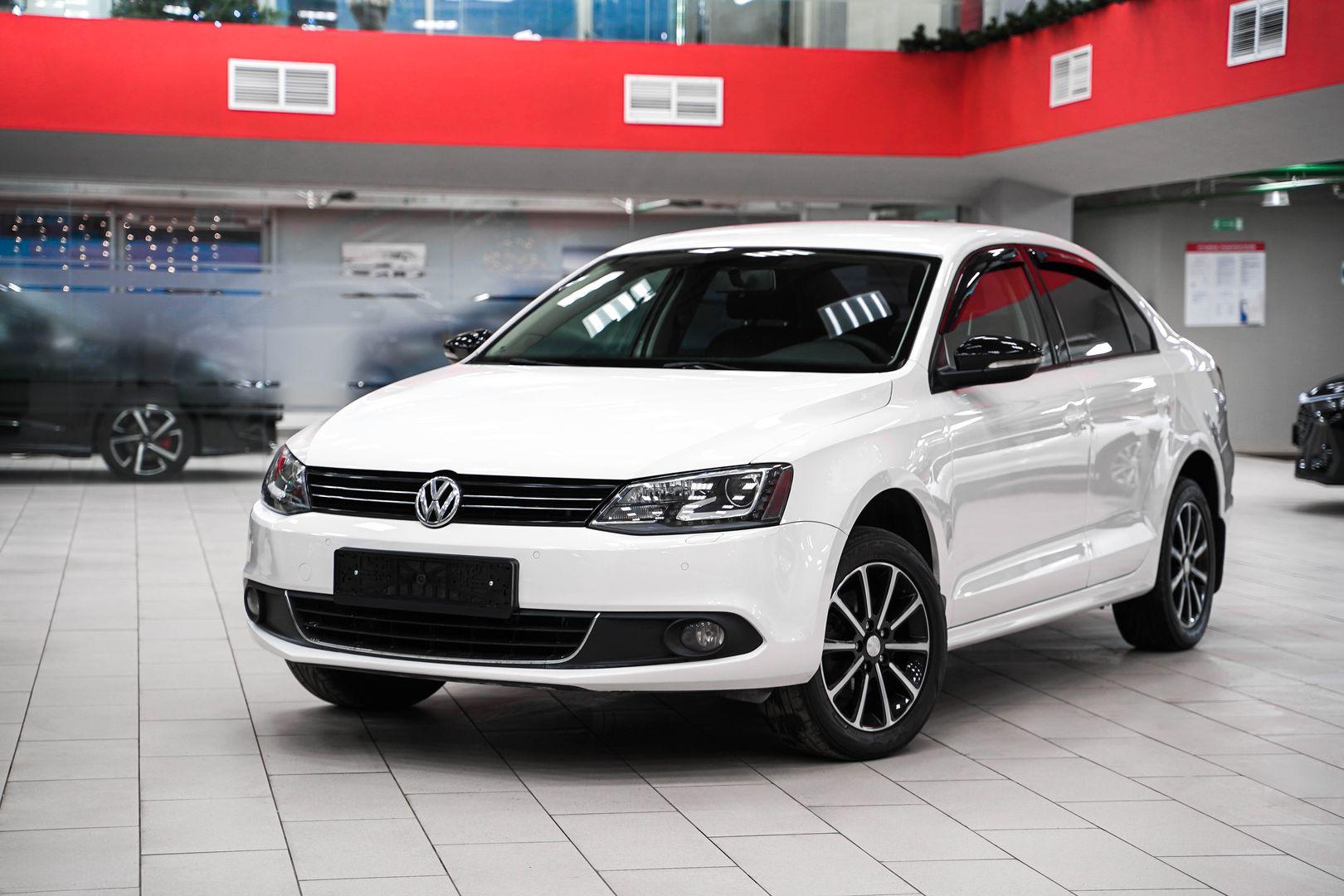 Volkswagen Jetta 2014, белый, ДЦ Орехово