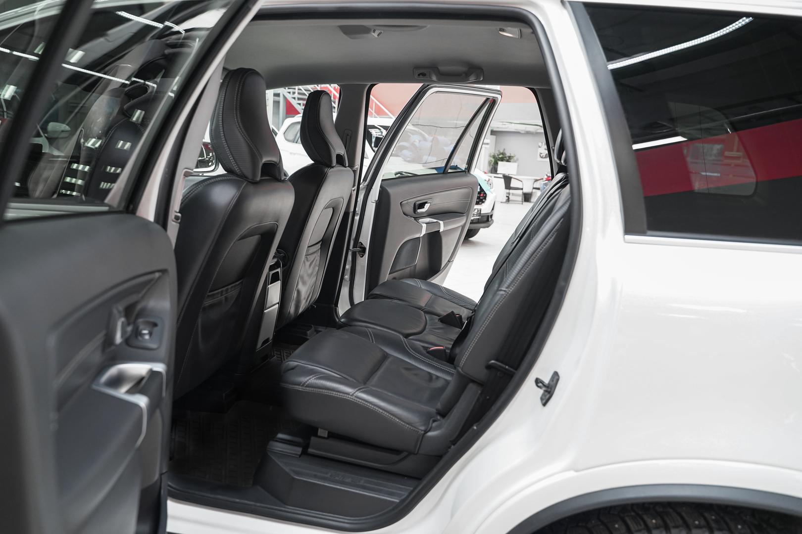 Volvo XC90 2012, белый, ДЦ Орехово