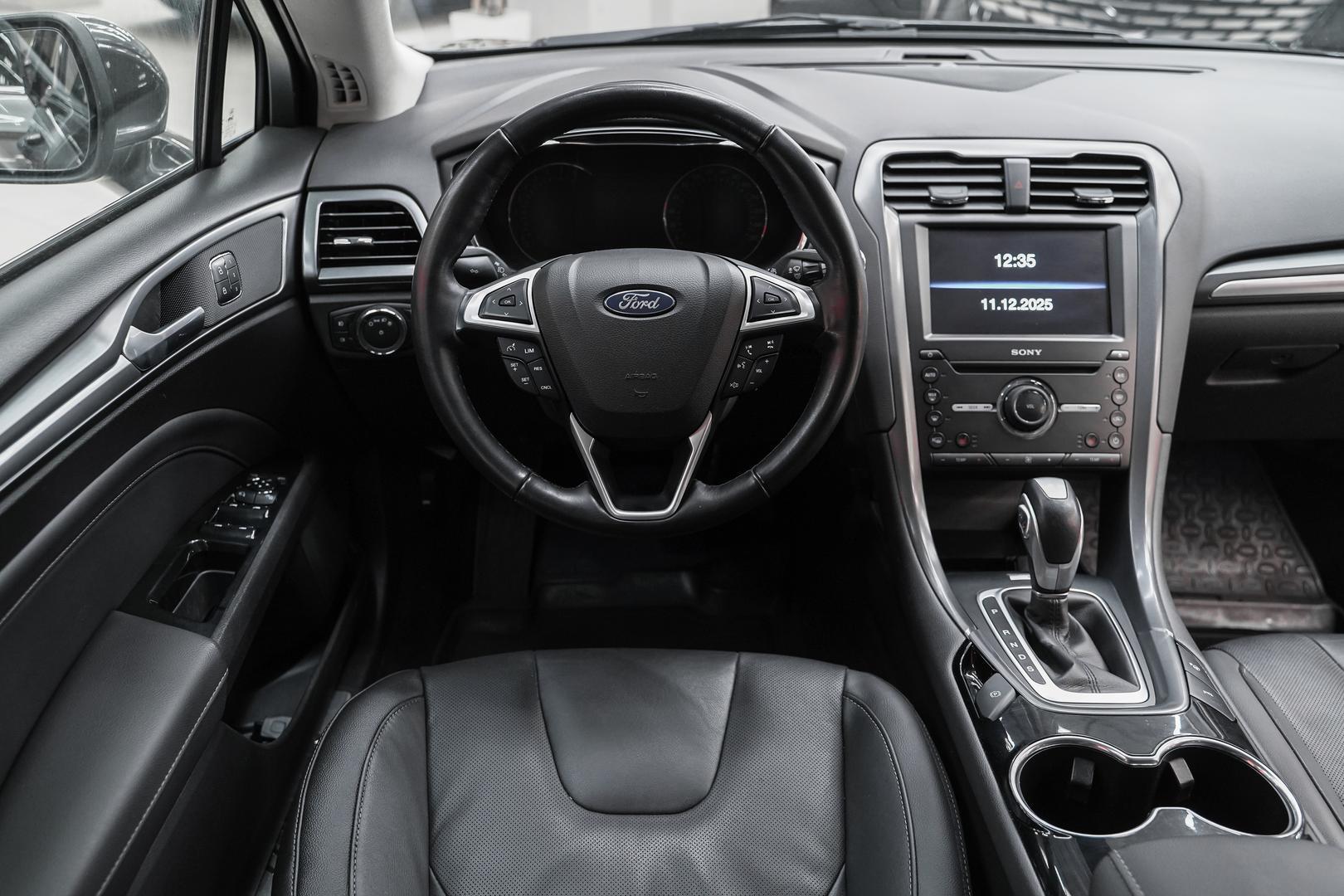 Ford Mondeo 2015, серый, ДЦ Орехово