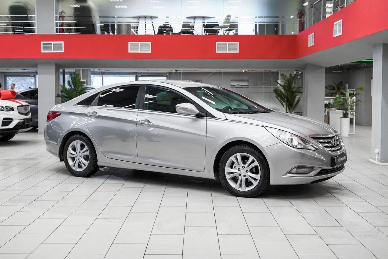 Hyundai Sonata 2010, серебряный, ДЦ Орехово