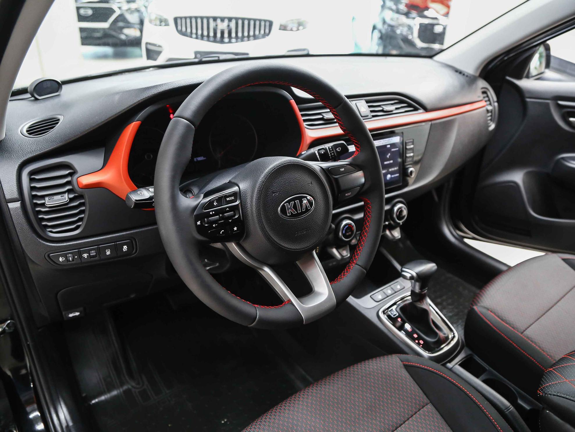 Kia Rio 2021, черный, ДЦ Орехово