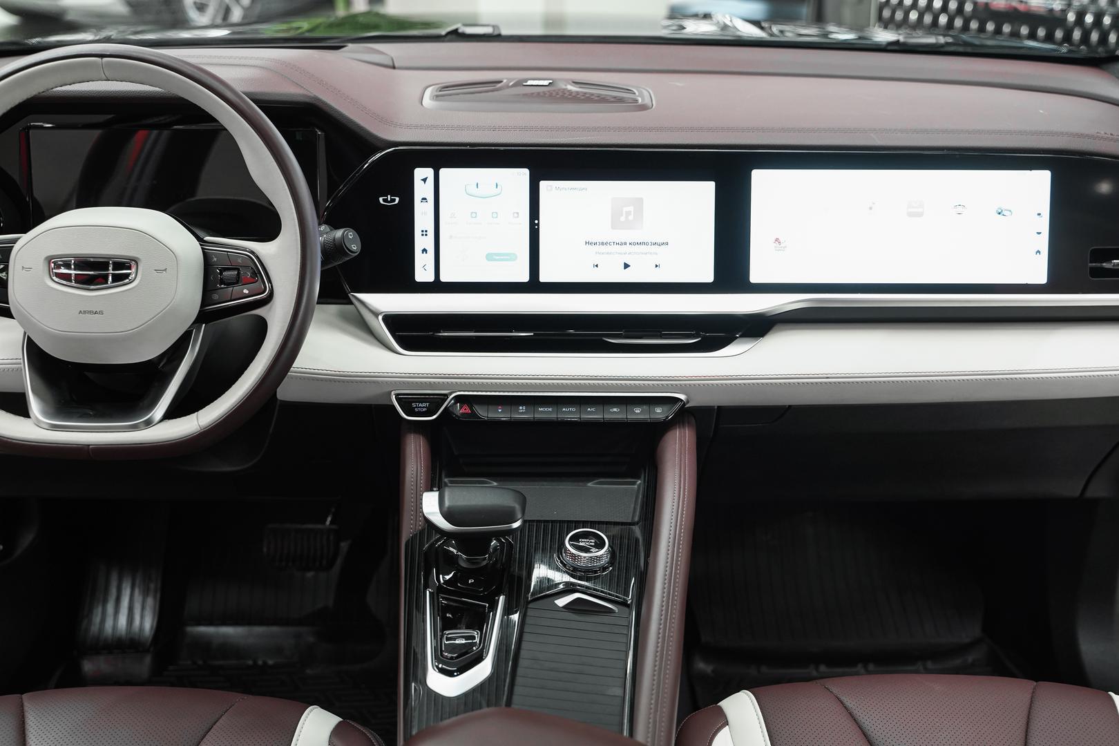 Geely Monjaro 2023, черный, ДЦ Орехово