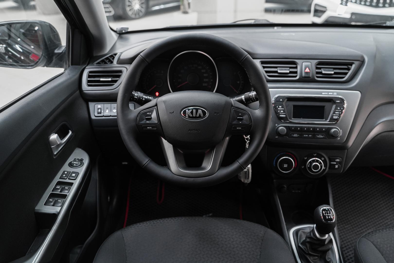 Kia Rio 2014, черный, ДЦ Орехово