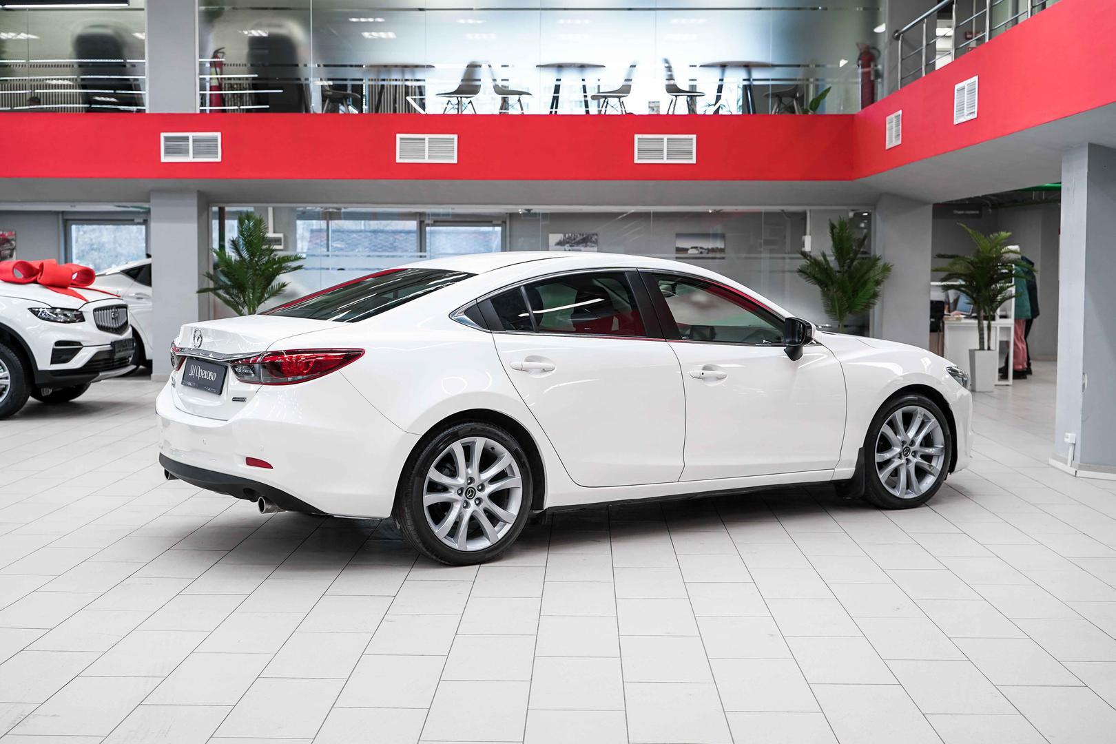 Mazda 6 2015, белый, ДЦ Орехово