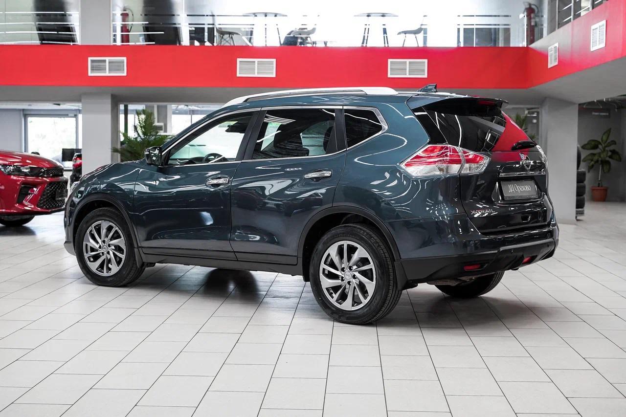 Nissan X-Trail 2017, синий, ДЦ Орехово