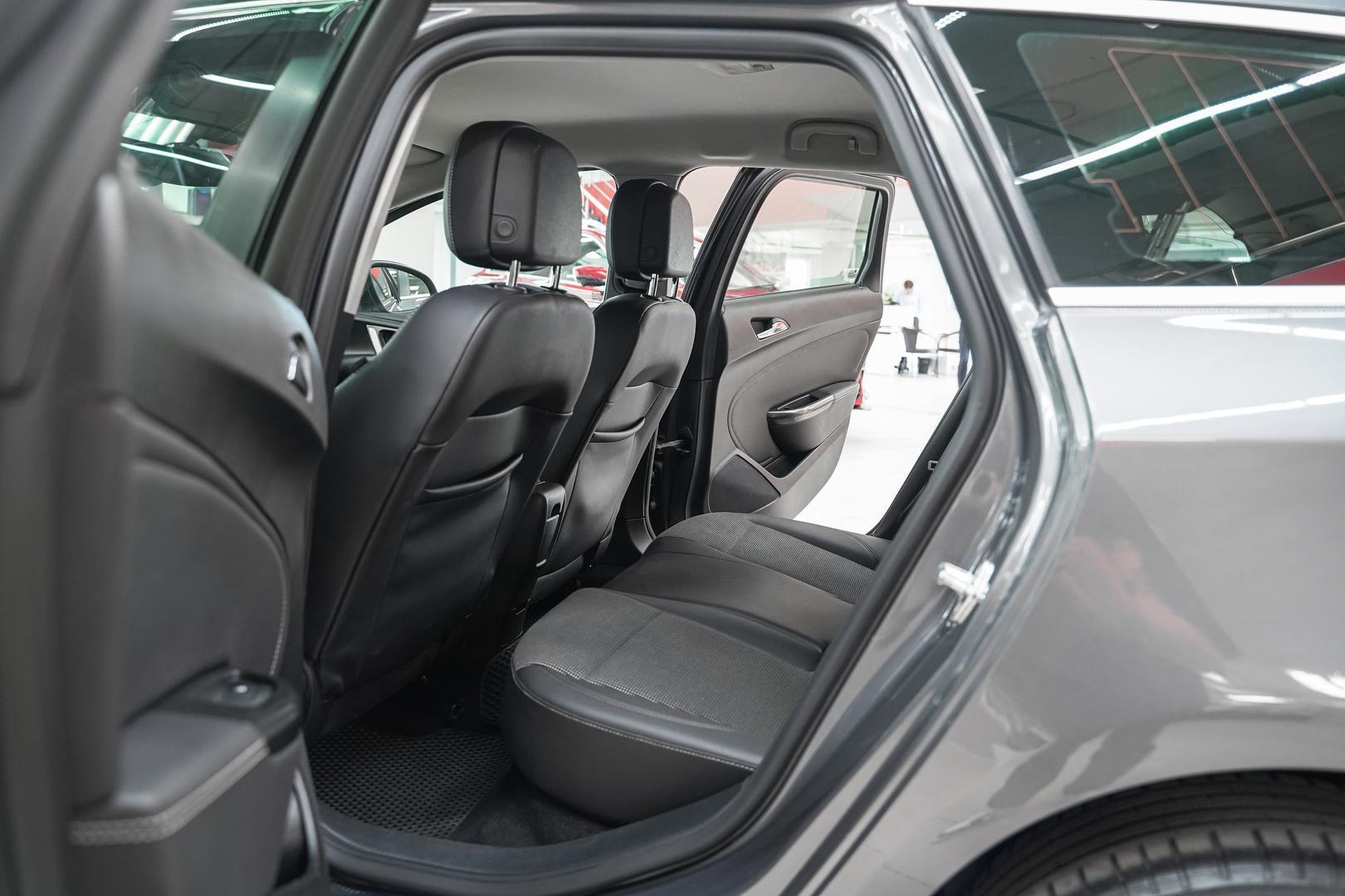 Opel Astra 2012, серый, ДЦ Орехово