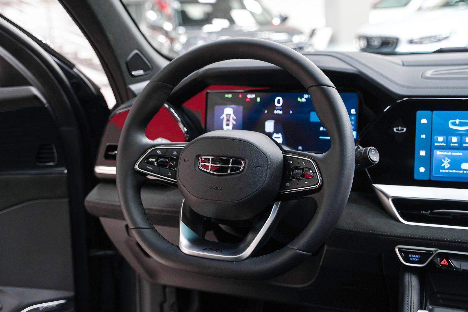 Geely Monjaro 2024, серый, ДЦ Орехово