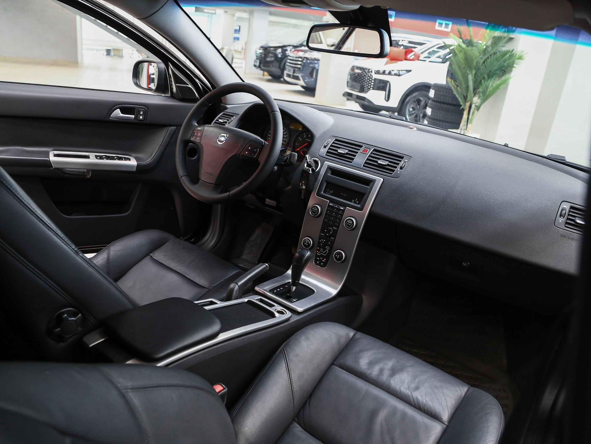 Volvo S40 2008, черный, ДЦ Орехово