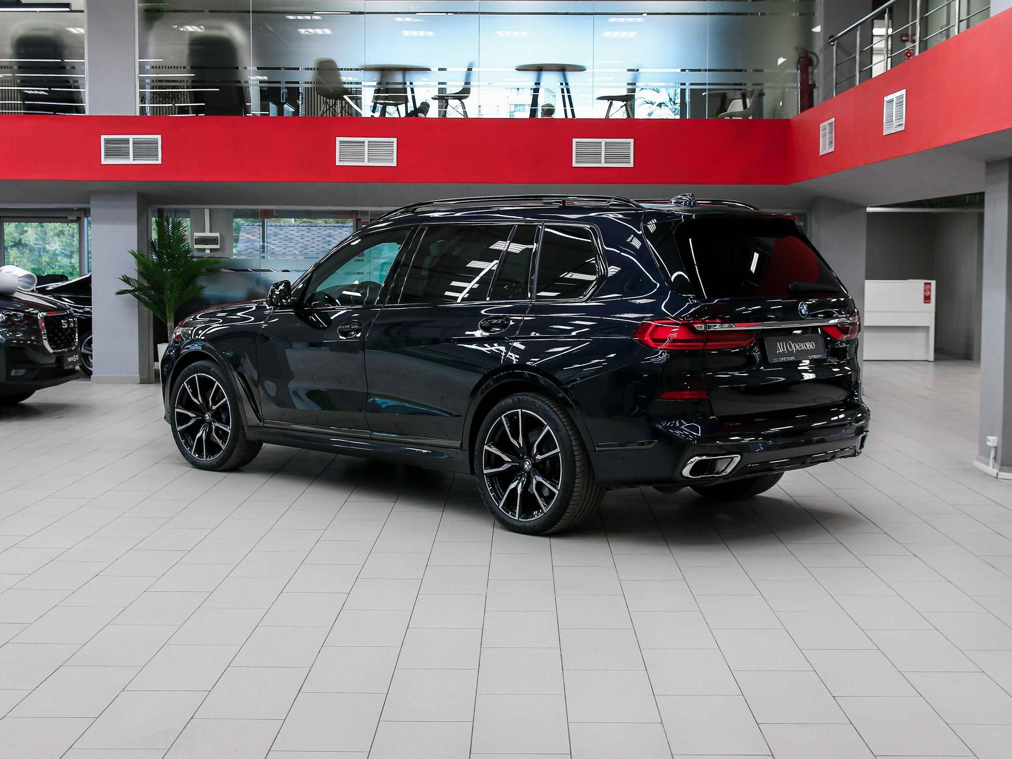 BMW X7 2020, черный, ДЦ Орехово