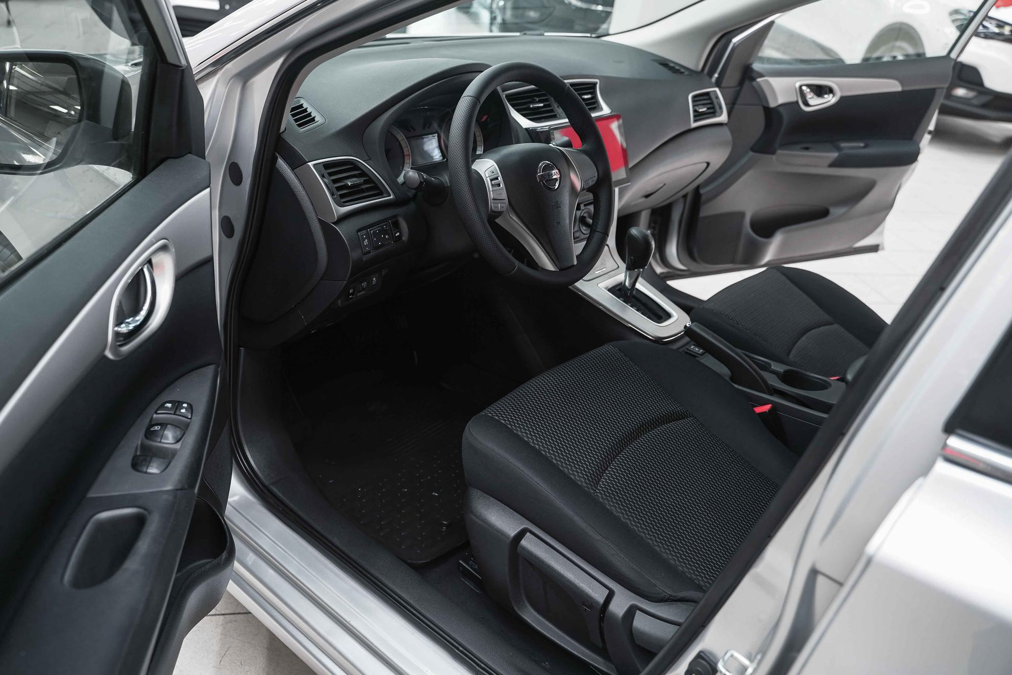 Nissan Sentra 2014, серебряный, ДЦ Орехово