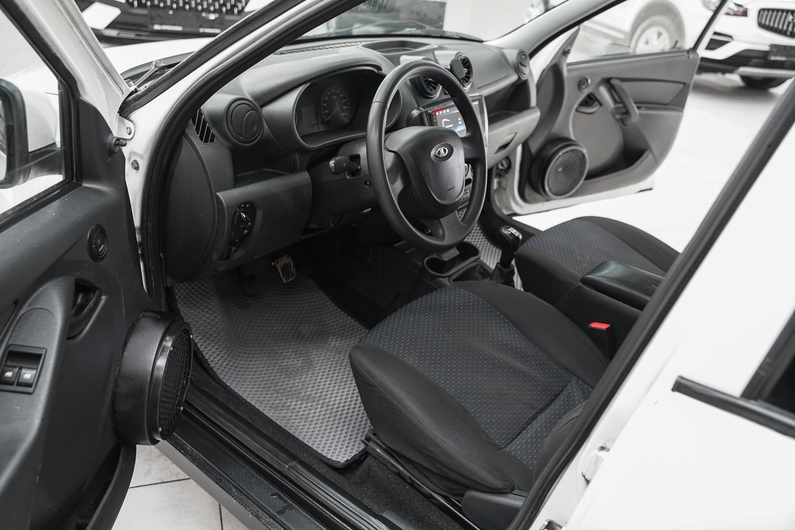 LADA (ВАЗ) Granta 2014, белый, ДЦ Орехово