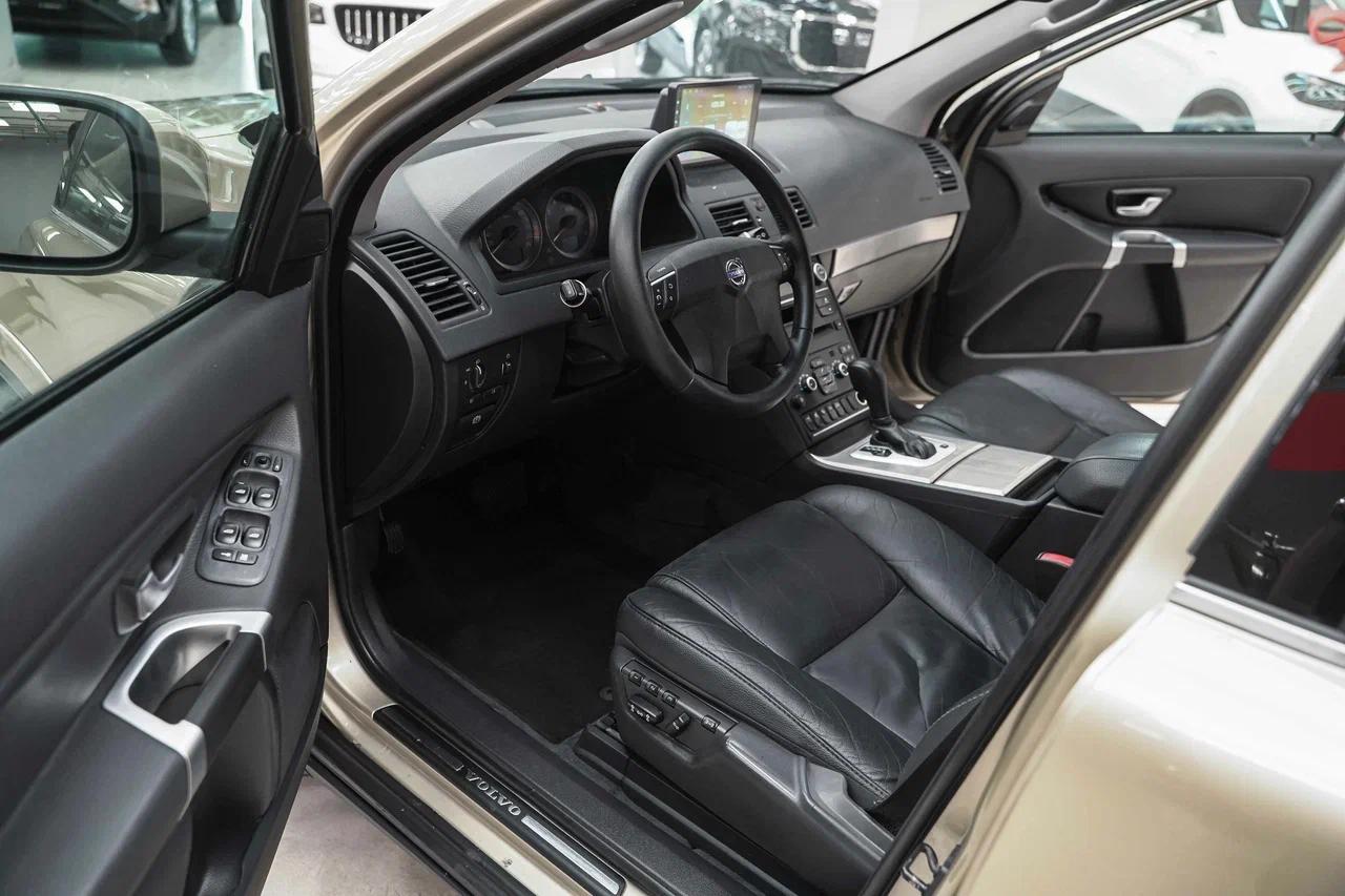 Volvo XC90 2009, золотой, ДЦ Орехово
